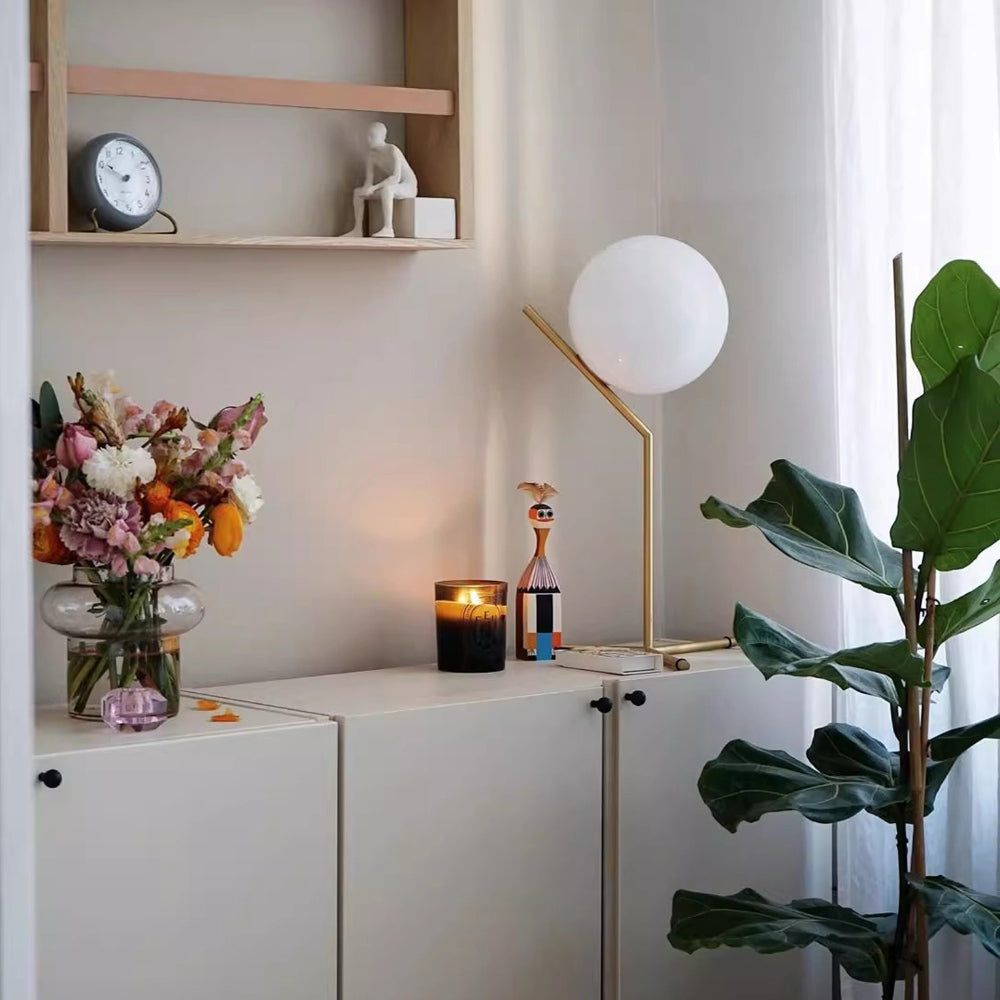 Lampe de table design Alaris, verre, métal