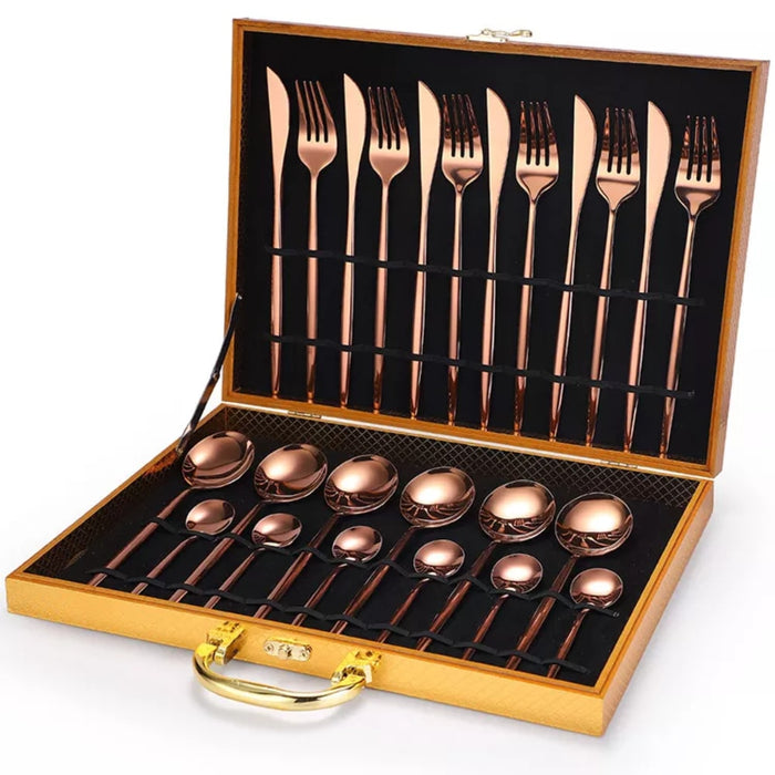 Set de couverts ODILE de 24 pièces